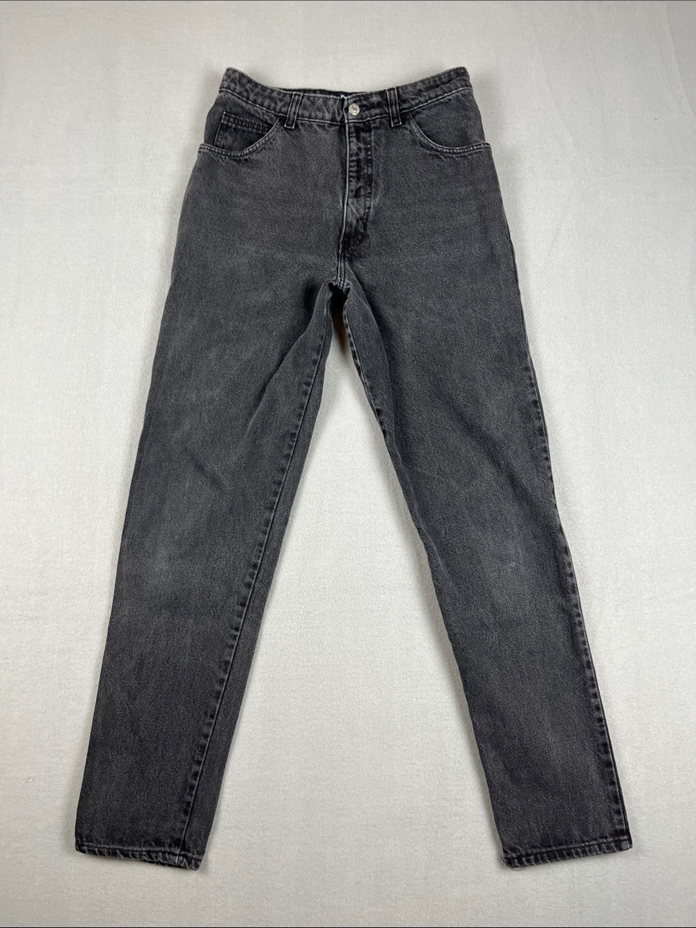 Vintage GAP Washed Charcoal High Rise Straight Jeans
Size: 11/12